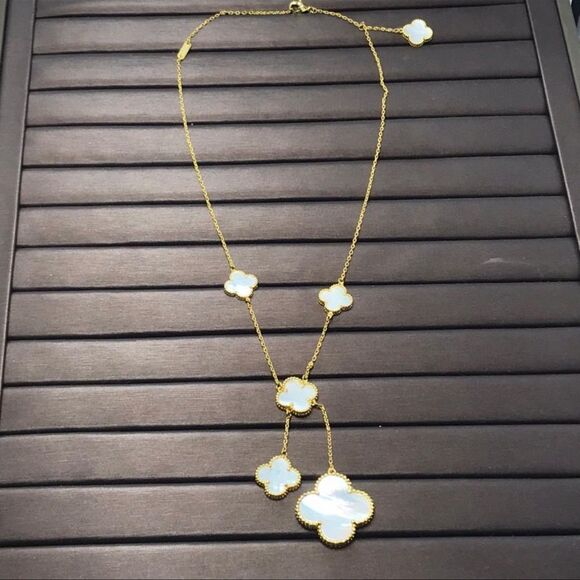 18k Gold Plated Lucky Clover Alhambra Magic Necklace - Picture 7 of 17